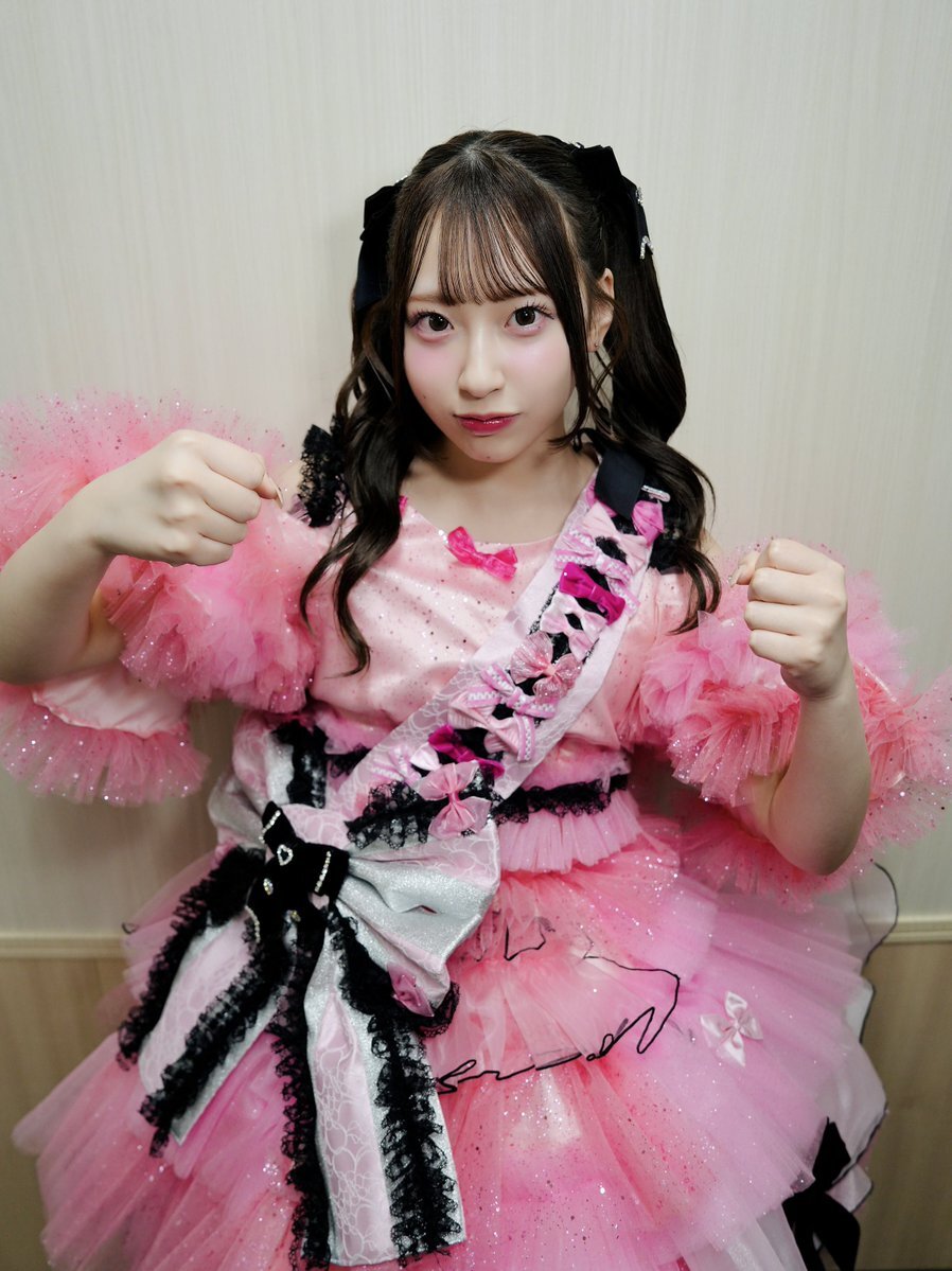 超ときめき宣伝部のピンクの子、小泉遥香がFNS歌謡祭で話題に