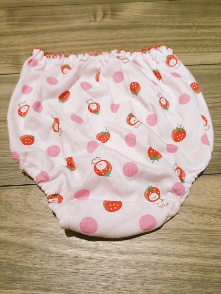 妹の汚パンツ 