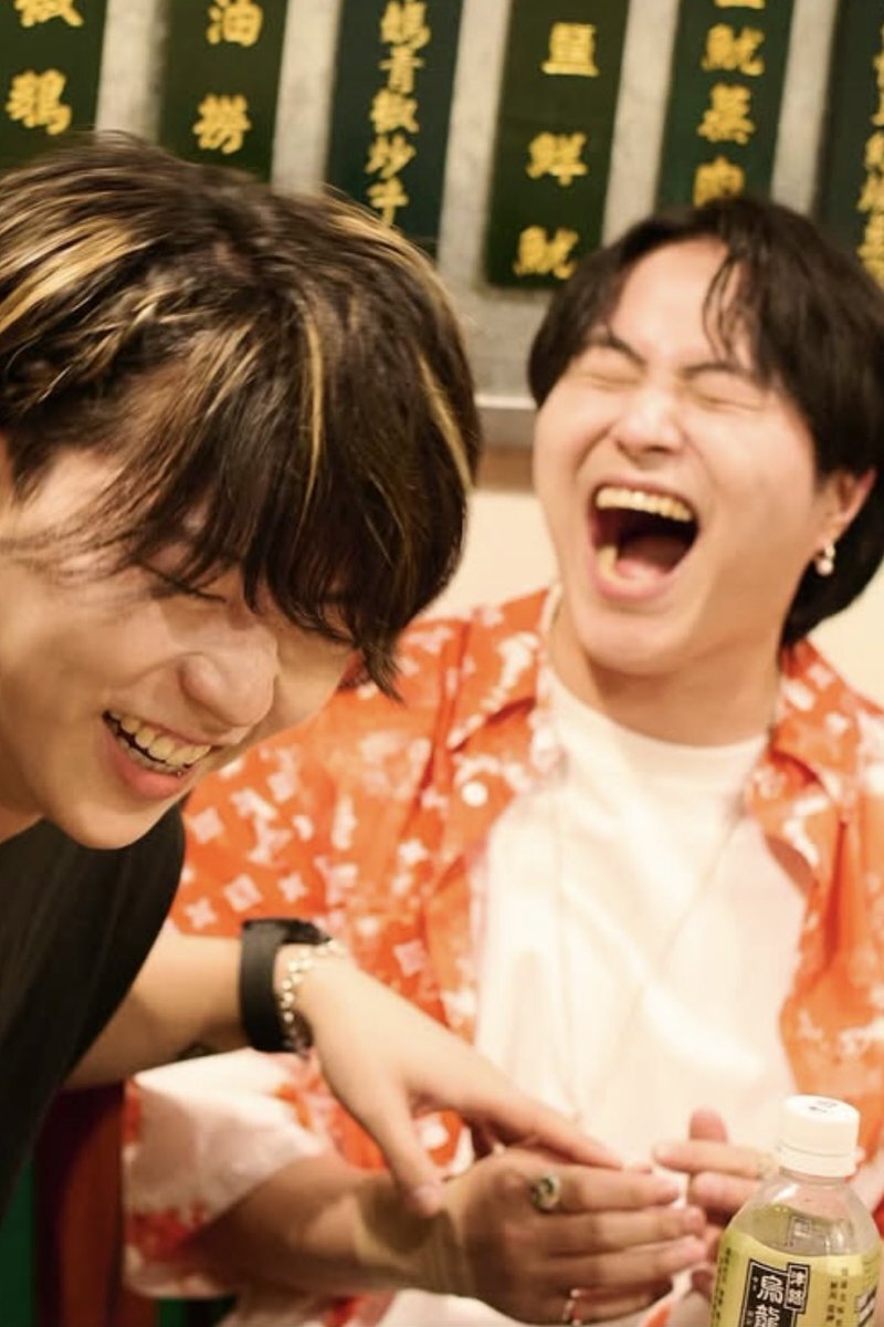 Novelbright ビッグTシャツ 雄大 海斗 聡次郎 圭吾 ねぎ 別冊カドカワ 総力特集 Novelbright 雄大 海斗 聡次郎 圭吾 ねぎ