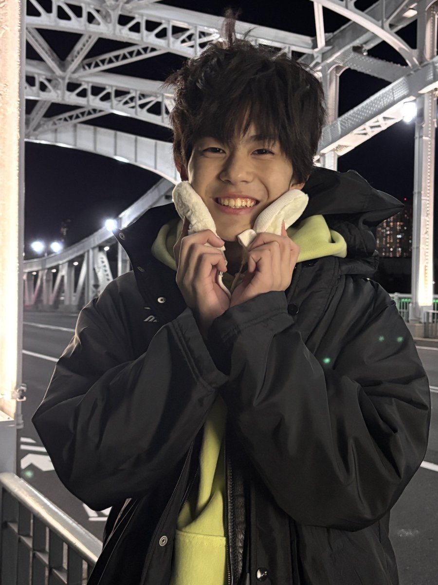 市原匠悟、新たな騎乗スタイルで成長！「ザ・ロイヤルファミリー」第9話に感動の声