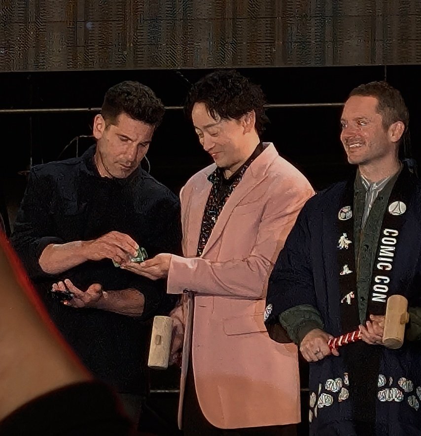 ジョン・バーンサル、東京コミコンでファンを魅了！フレンドリーな姿に歓声