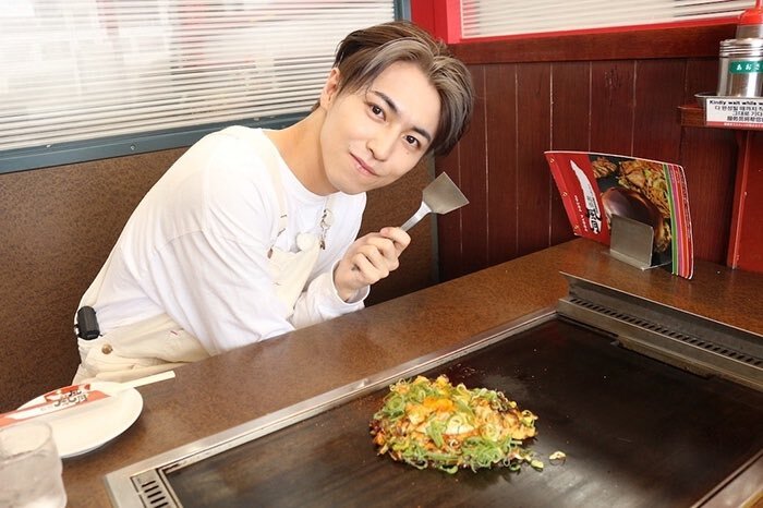 超特急の「タカシやで！」にファン歓喜！FNS歌謡祭でDISH//と共演