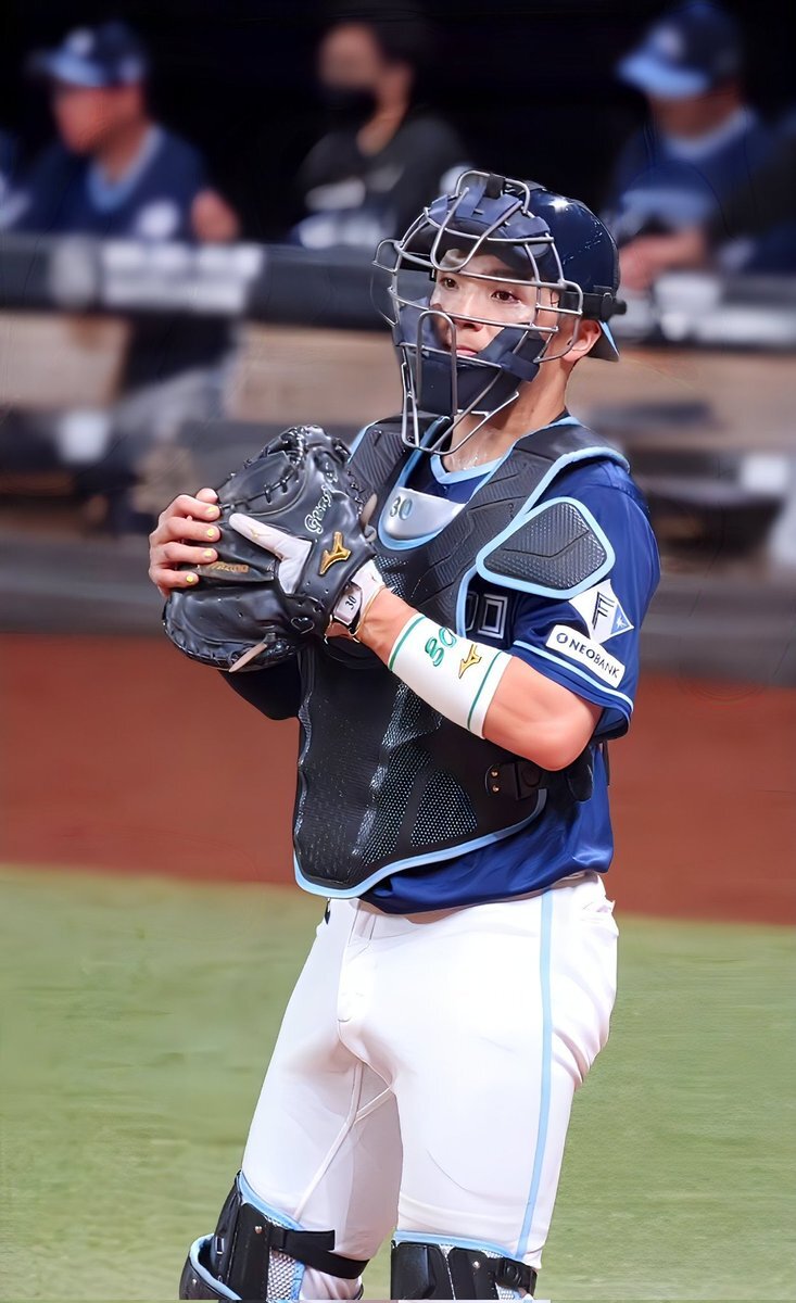 【激レア】郡司裕也 実使用ヘルメット 激レア】郡司裕也 実使用ヘルメット