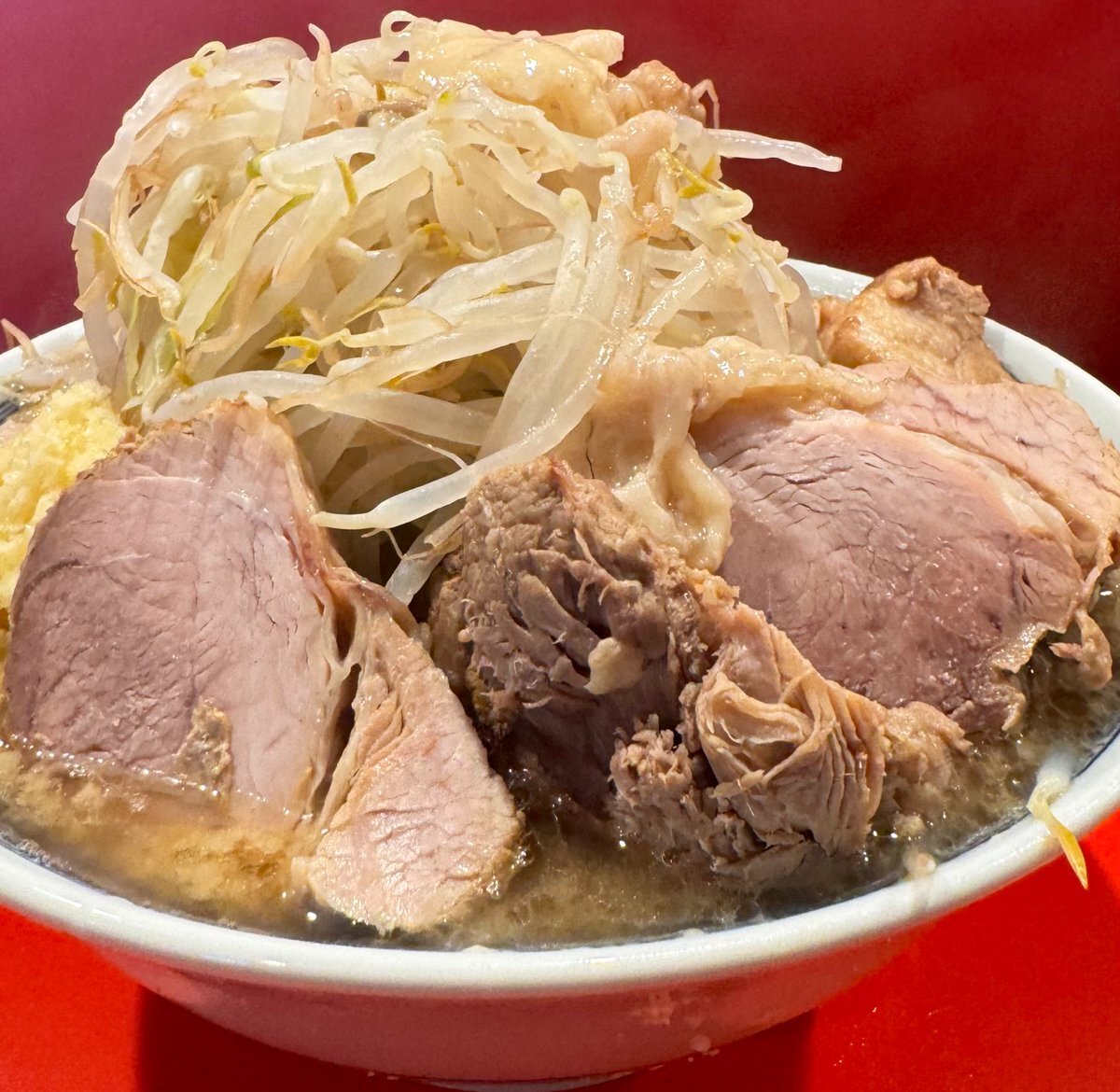 ラーメン二郎名古屋大曽根店、オープン初日から話題に