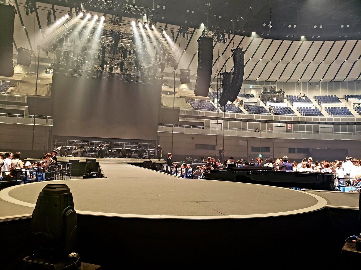 小田和正 フライング 2025 横浜アリーナライブ① 小田和正 フライング 2025 横浜アリーナライブ③ 小田和正