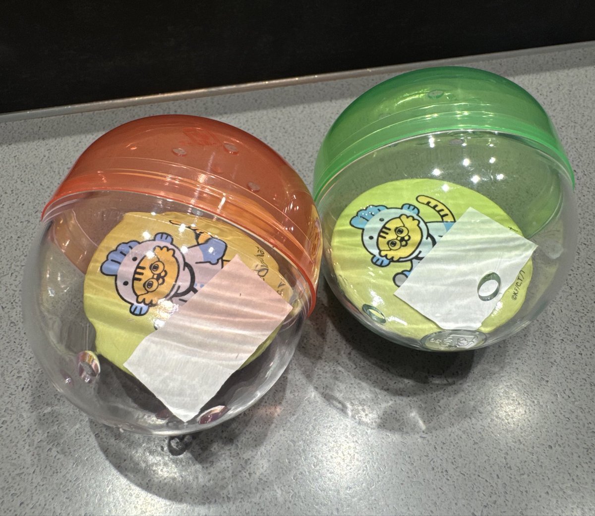 19番目のカルテ ポップアップストア限定 魚虎くん缶バッジ4個セット 絆創膏 19番目のカルテ ポップアップストア限定 魚虎くん缶バッジ4個