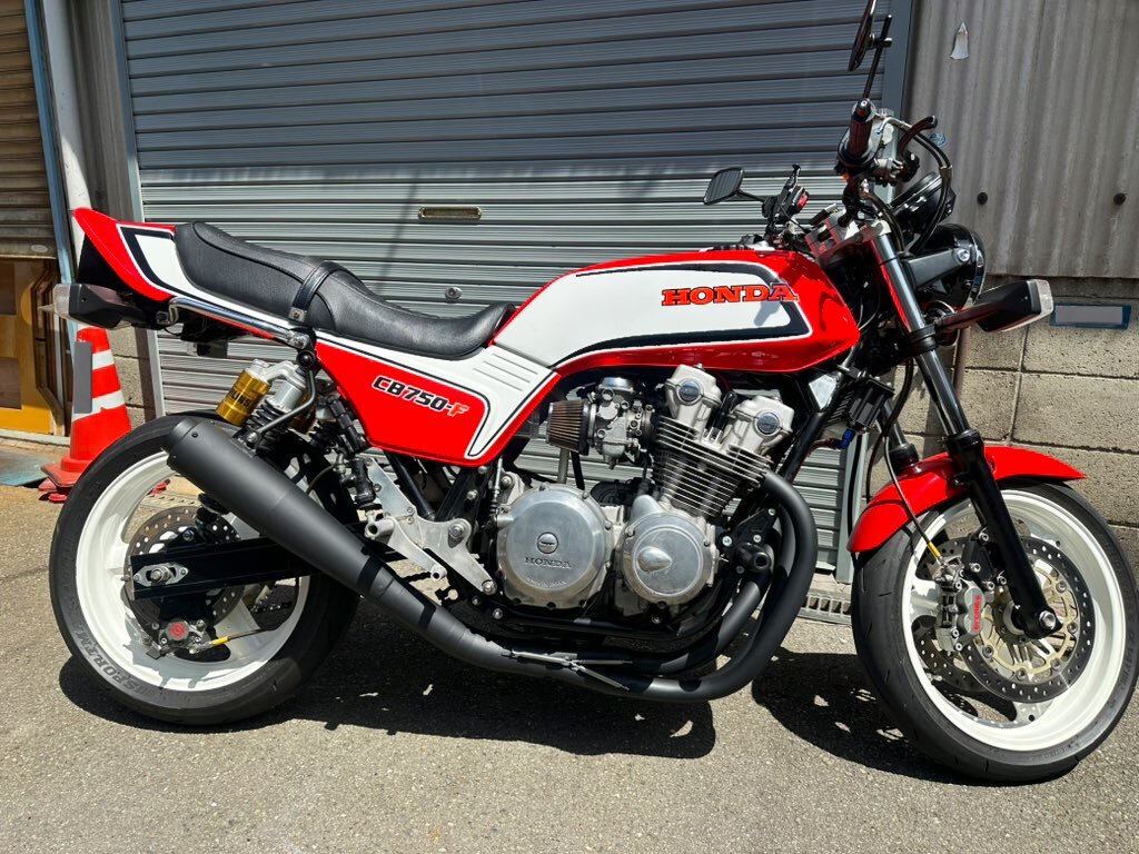 CB750F【 只今値下げ中】
RC04 完品】450万フルカスタム #CB750F #GT-M 仕様 #Kawasaki