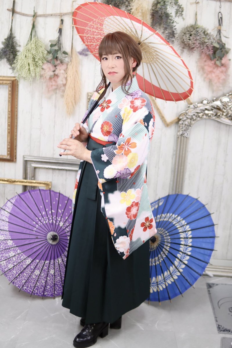 TRPGで火炎瓶！？ 化粧ポーチの意外な活用法にファン驚き