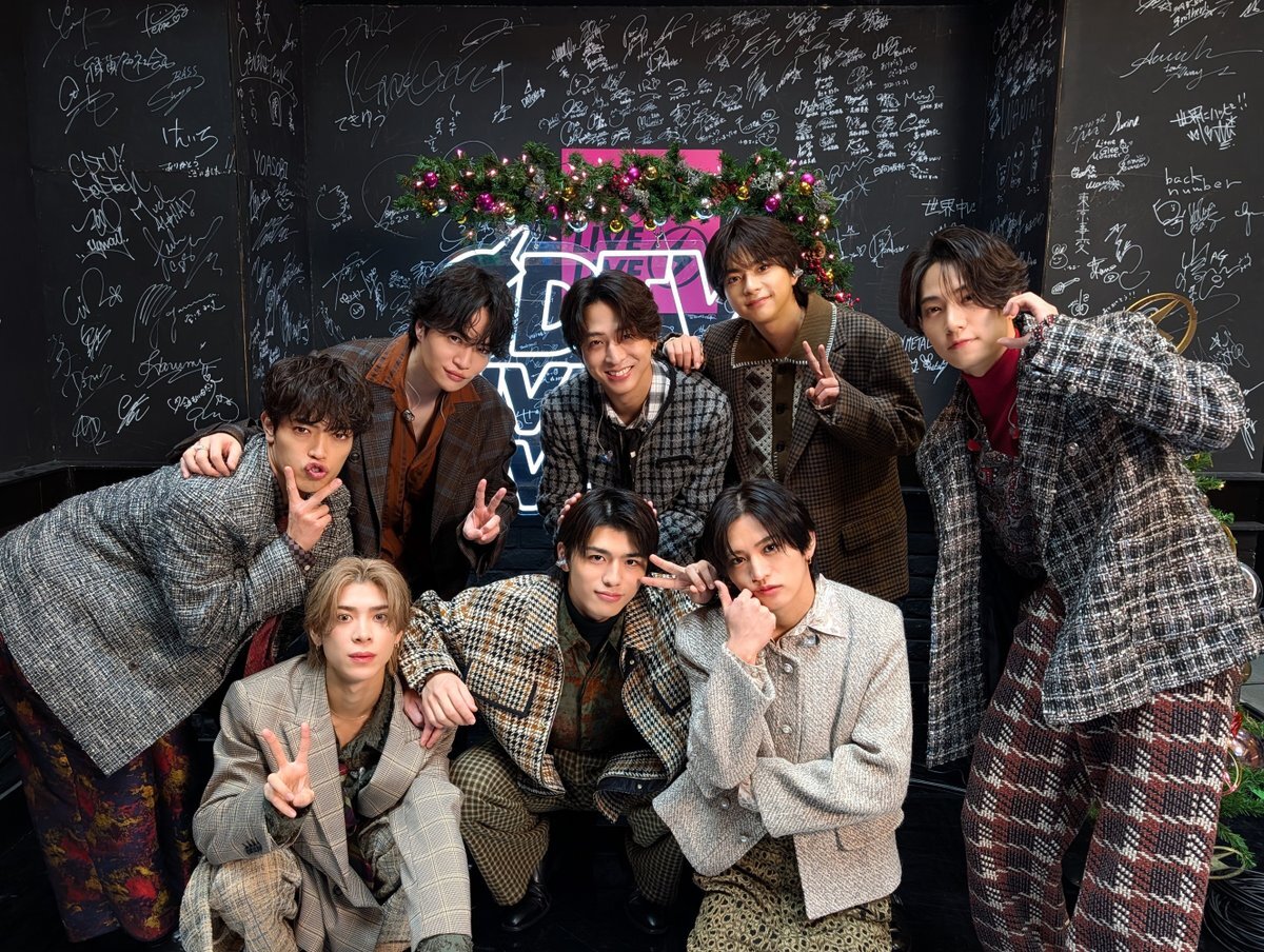 timelesz、CDTVで「Rock this Party」披露！ファン「成長を感じた」