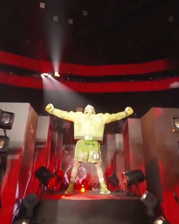 井上拓真がリーチ差をものともせず勝利！那須川天心との試合に熱狂