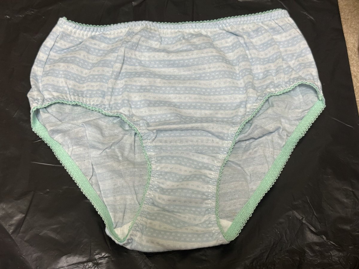 ロリパンツ 染み ジュニアショーツ」のYahoo!リアルタイム検索 - X（旧Twitter）をリアルタイム検索