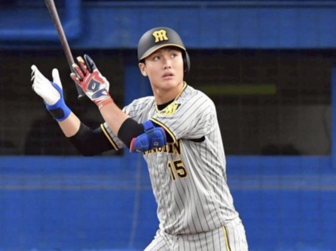 西純矢選手、投手から野手へ転向なるか？