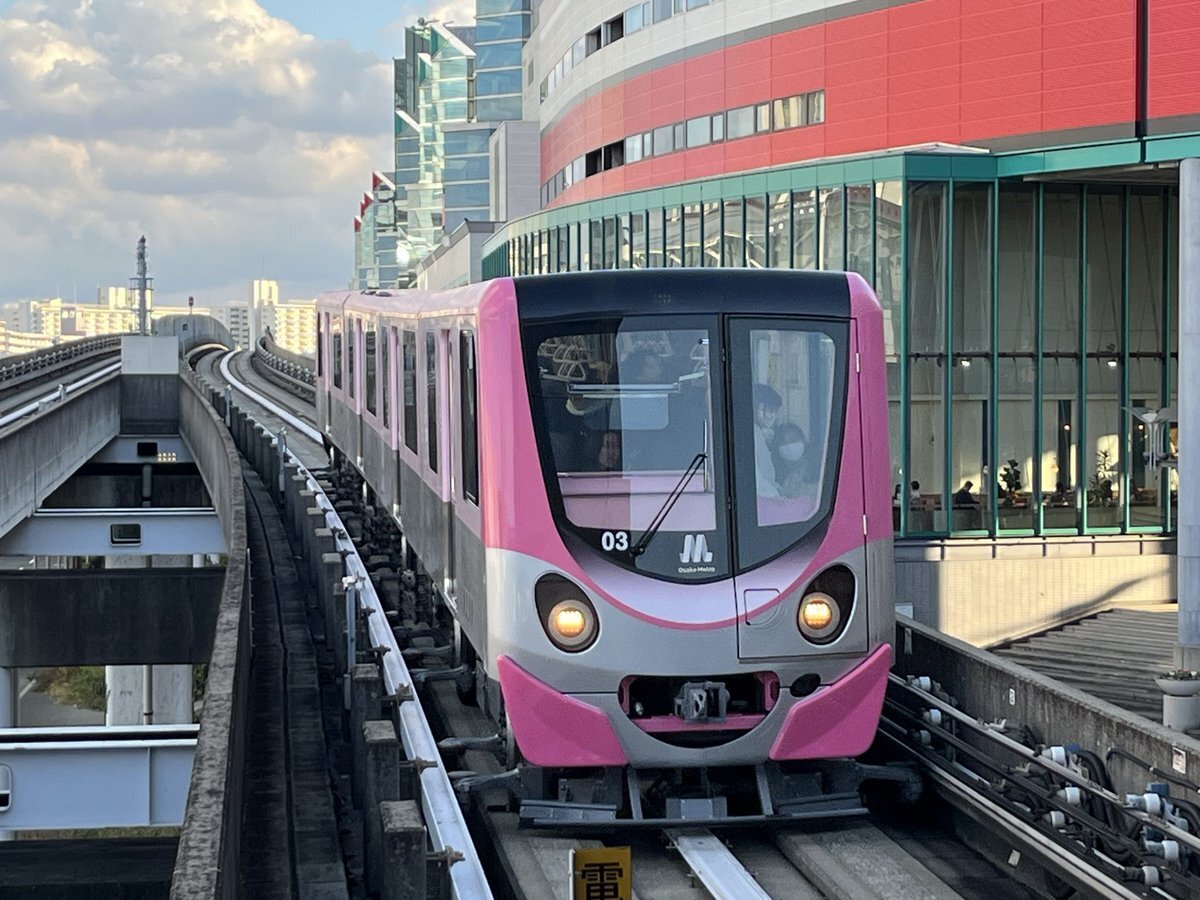 ニュートラム停電で全線運転見合わせ