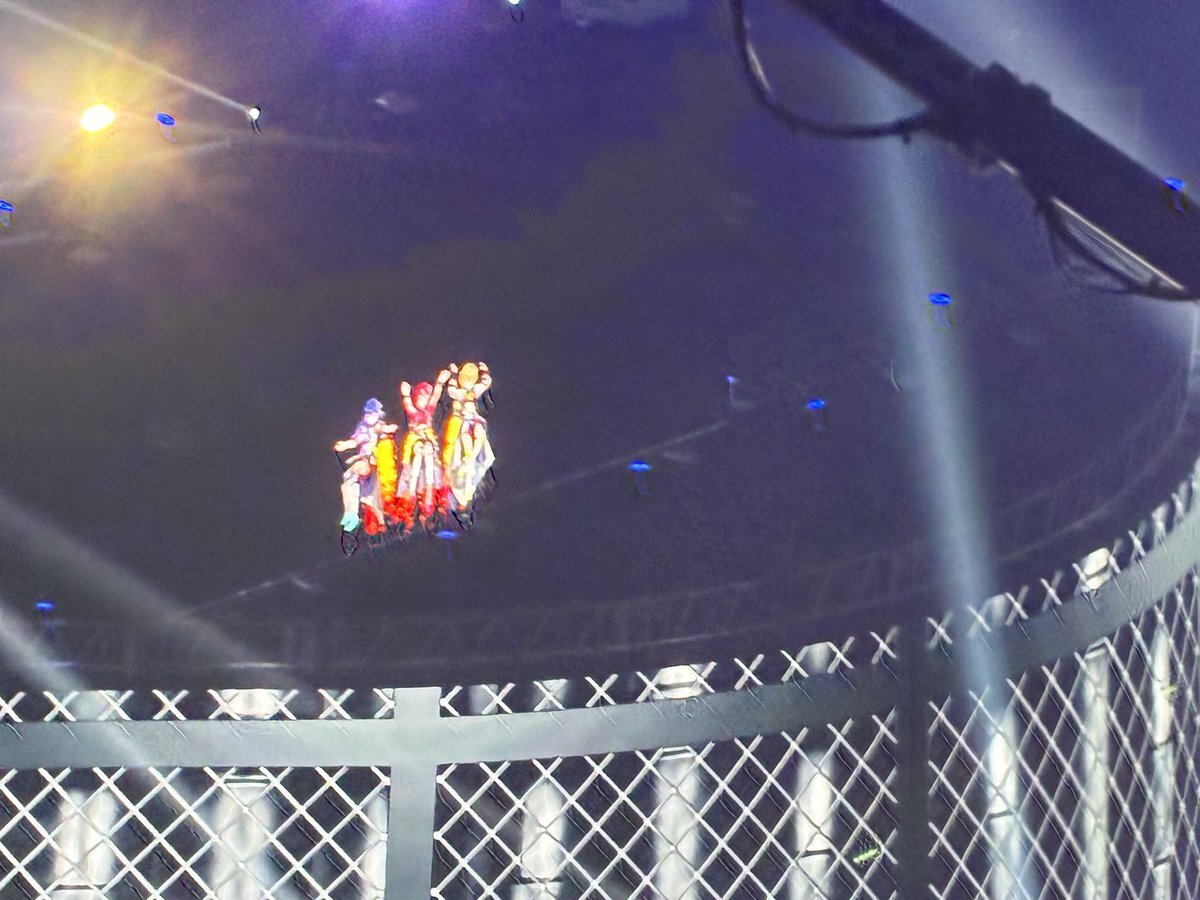 ヴイアラのスーパーバトルスーツ、飛ぶ機能実装でファン興奮！シャニソンにも実装決定！