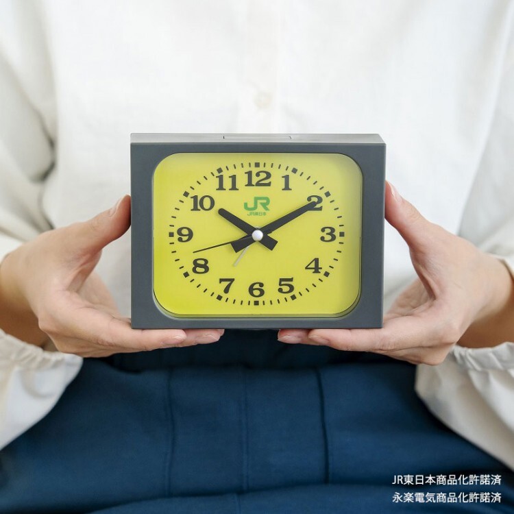 JR東日本の駅時計がアラームクロックに！本物の発車ベル音搭載で話題に