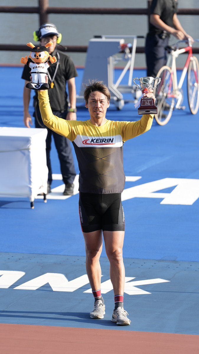競輪 浅井康太選手の無冠の時のサイン入トートバッグ生写真付(未使用長期保管品) 競輪 浅井康太選手の無冠の時のサイン入トートバッグ生写真付(未