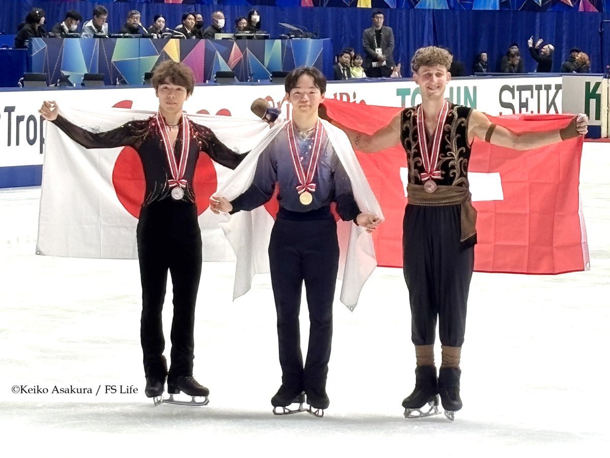 NHK杯フィギュア、鍵山優真が3連覇！