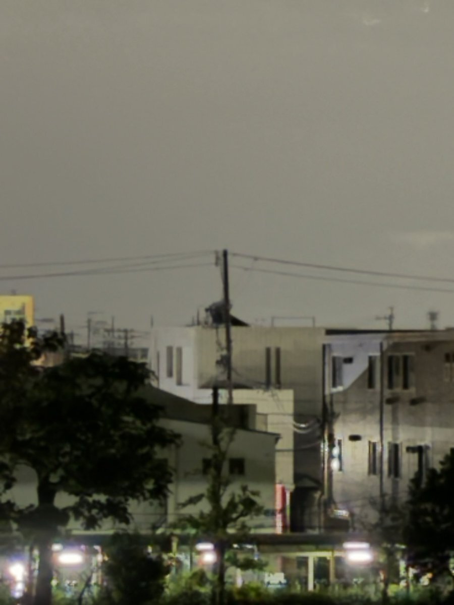雨の月曜日、SNSユーザーはどう過ごしている？