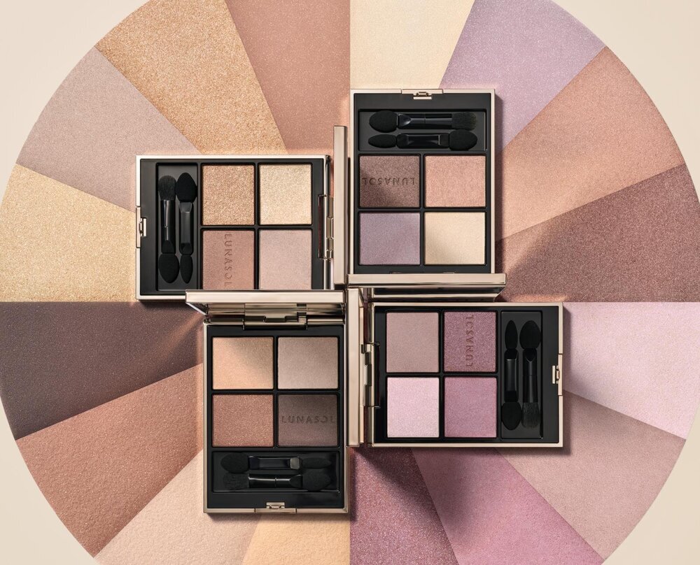 全デパコス15点まとめ売り　新品未使用あり　ベース　アイシャドウ　リップ　値下げ LUNASOL・Dior・Amplitude・SUQQUのアイシャドウパレットを使った