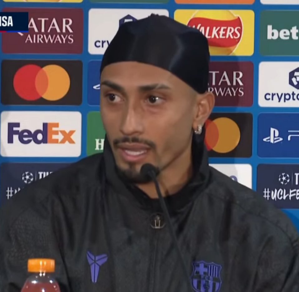 バルサ戦、ラフィーニャ投入にファンは期待と疑問の声