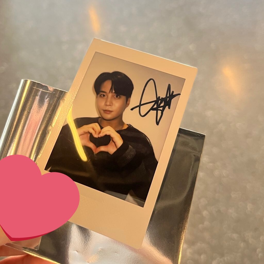 ATEEZ ソンファ 直筆サイン　ポラロイド　アチズ　성화　チェキ ATEEZ ソンファ 当選者限定 直筆サイン ポラロイド ポラ チェキ