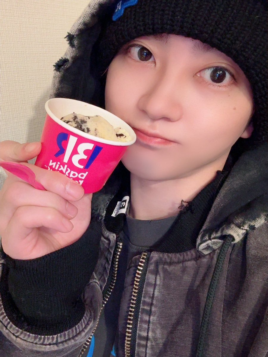 超特急ユーキ、クッキーアンドクリームアイスにファン歓喜！