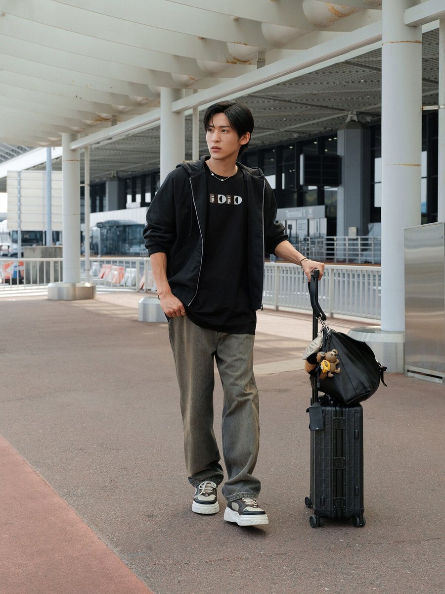 東*雲様 fendi トップス 7651201975.jpg