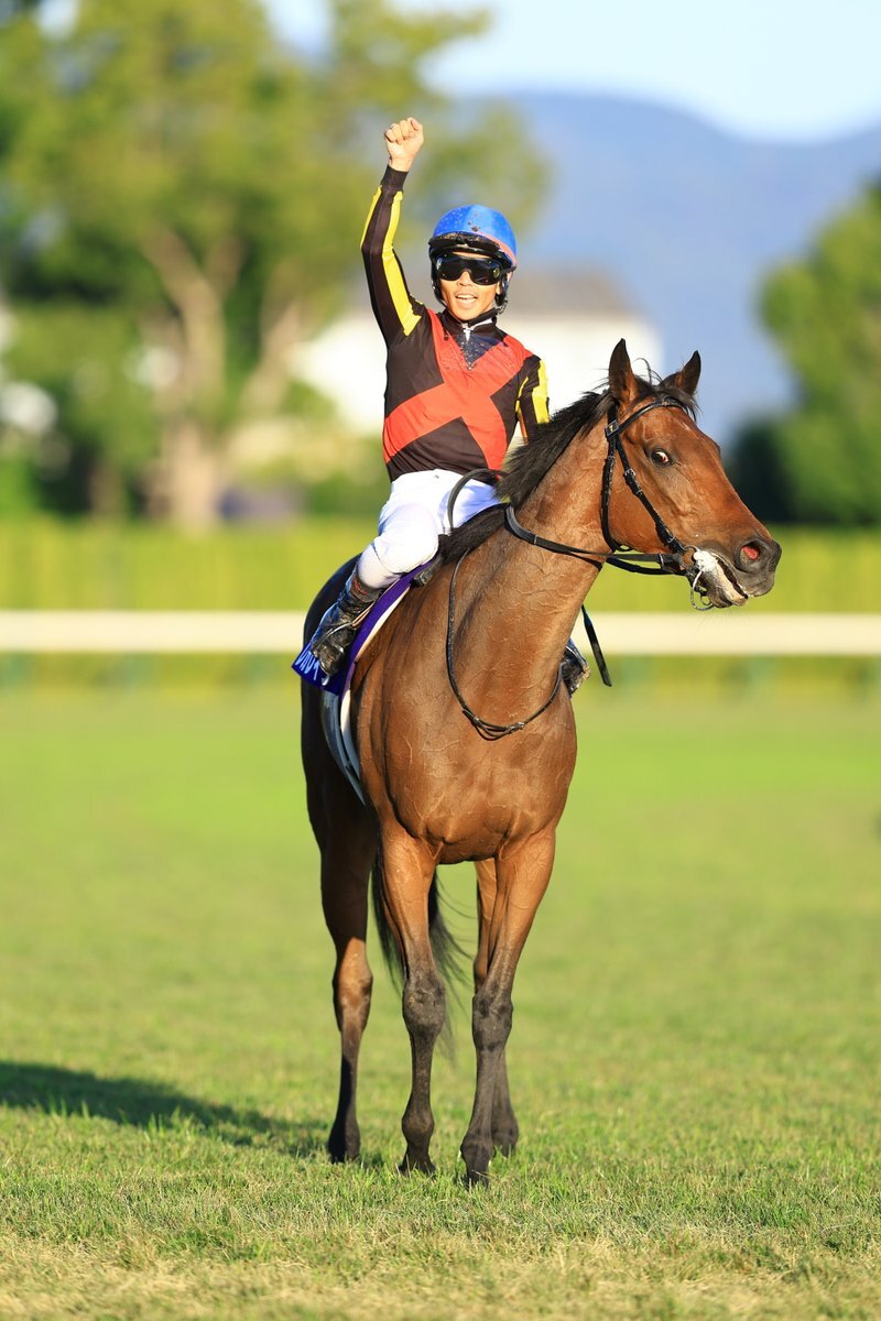 レガレイラ、エリザベス女王杯制覇！戸崎圭太騎手「ベリーベリーホース！」