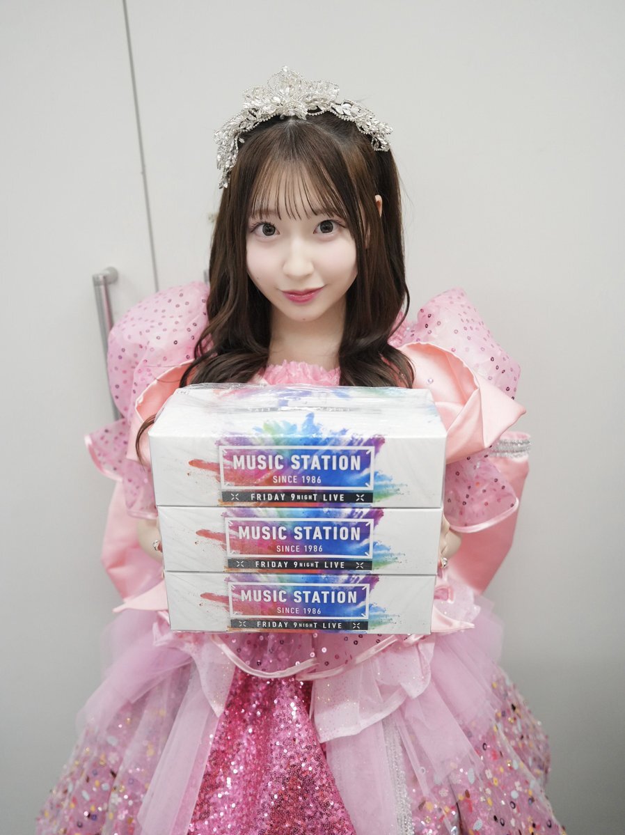 AiScReamのピンクの子、ハマダ歌謡祭で話題に！