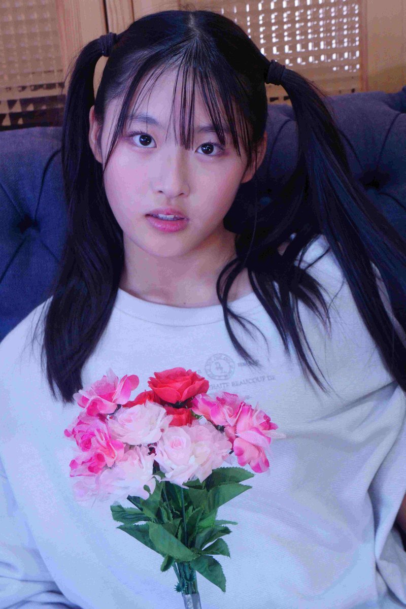 ジュニアアイドル小学生 Twitter エロ垢 