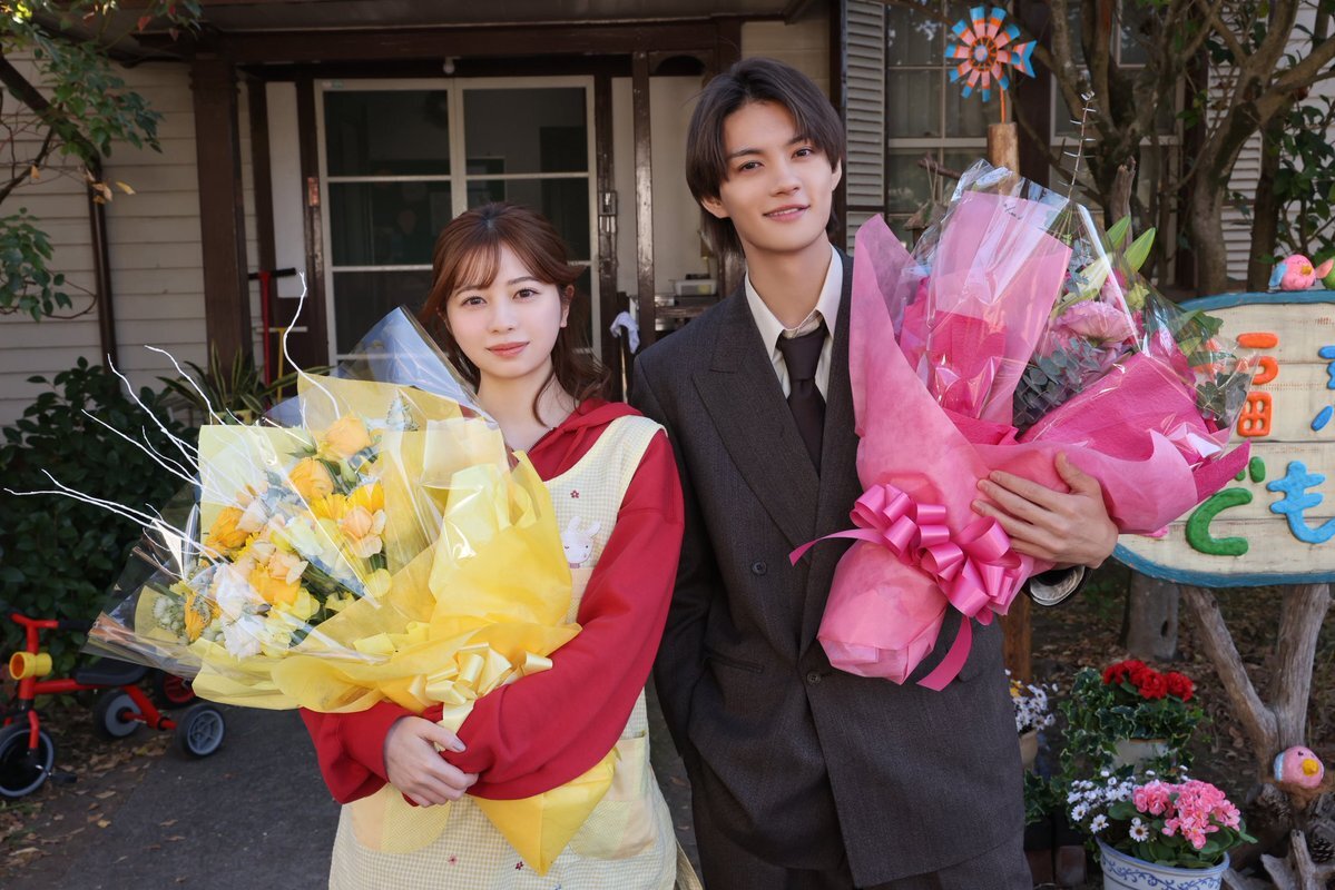 桜田ひより＆佐野勇斗「ESCAPE」クランクアップ、最終回に期待