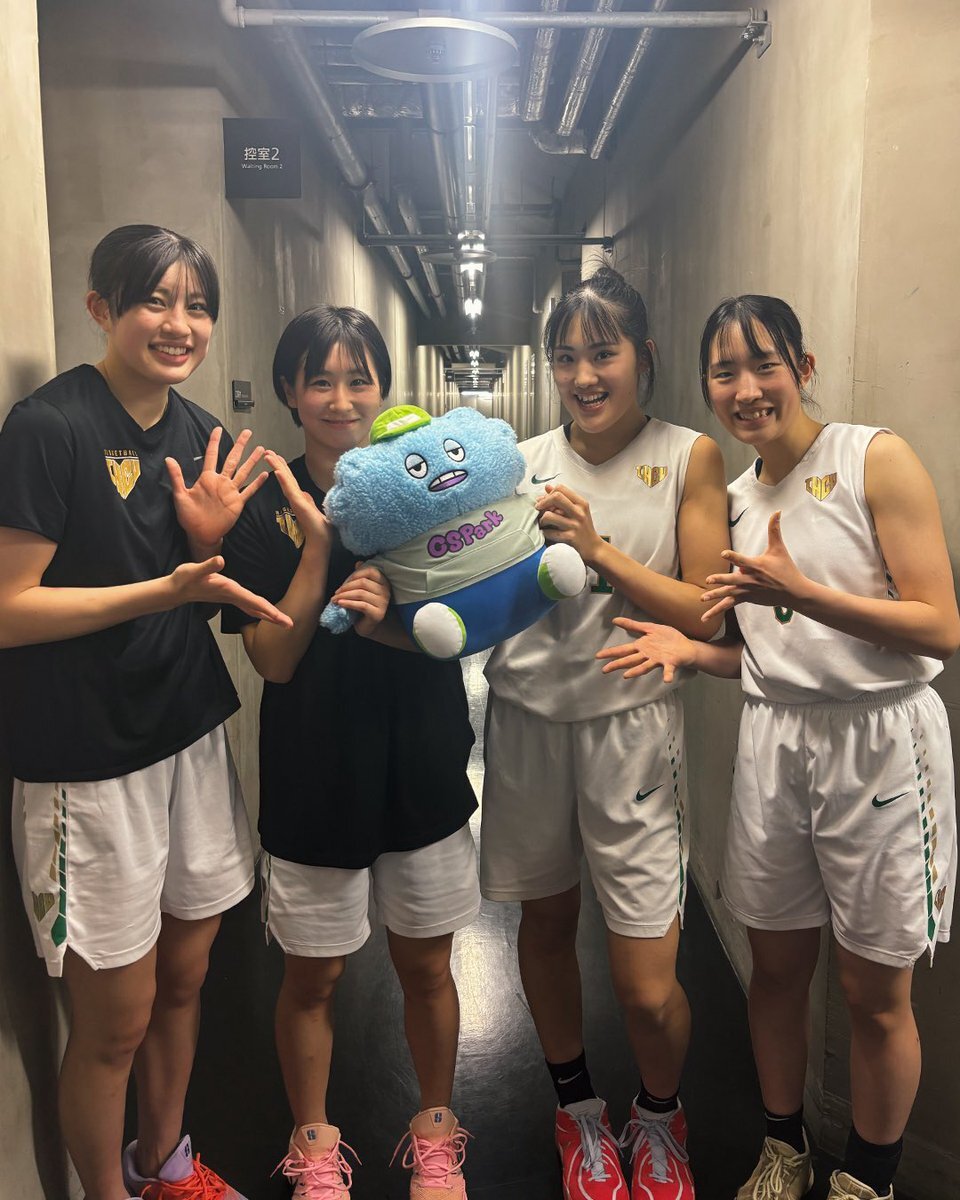 インカレバスケ準決勝、熱戦！ライブ配信で盛り上がり