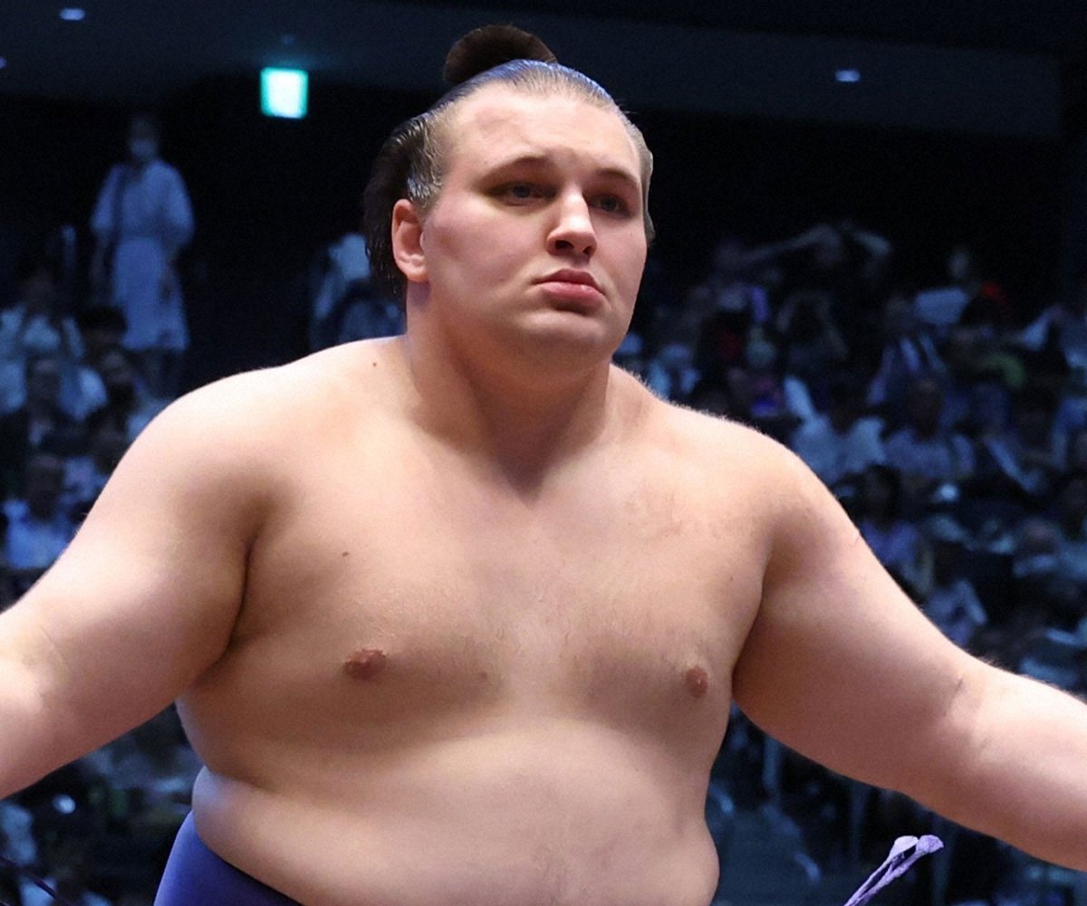 ウクライナ出身の安青錦が初優勝！大相撲九州場所