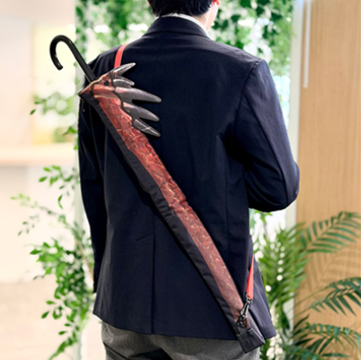 折り畳み傘、雨の予報で話題に！モンハングッズにも登場