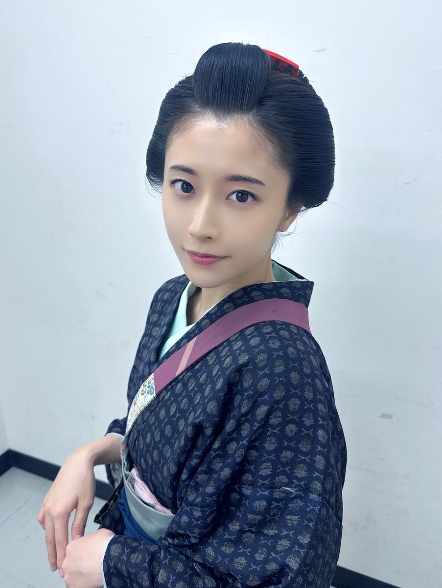 汐見まとい、大河ドラマで注目を集める！