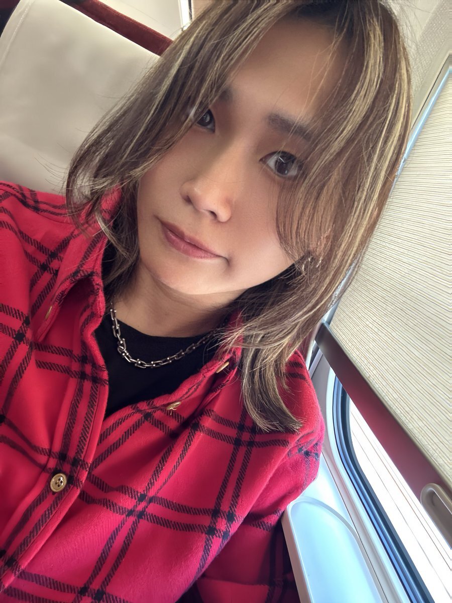 京本大我が眉毛全剃り？ ファンは驚き！