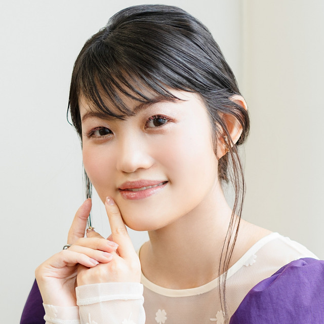 早見沙織、人気声優ランキングで1位に輝く！ファン歓喜