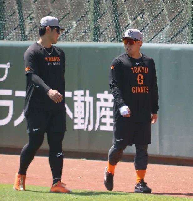 ジャイアンツ/GOHAN TABERU Tシャツ(岡本和真&浅野翔吾)