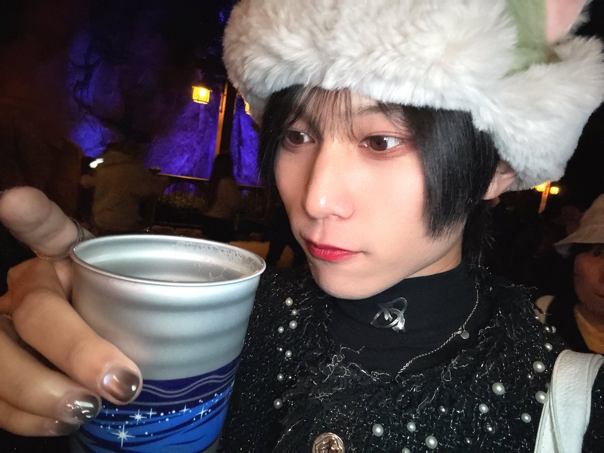 剣持刀也のサシ飲み配信にファン魅了！ 