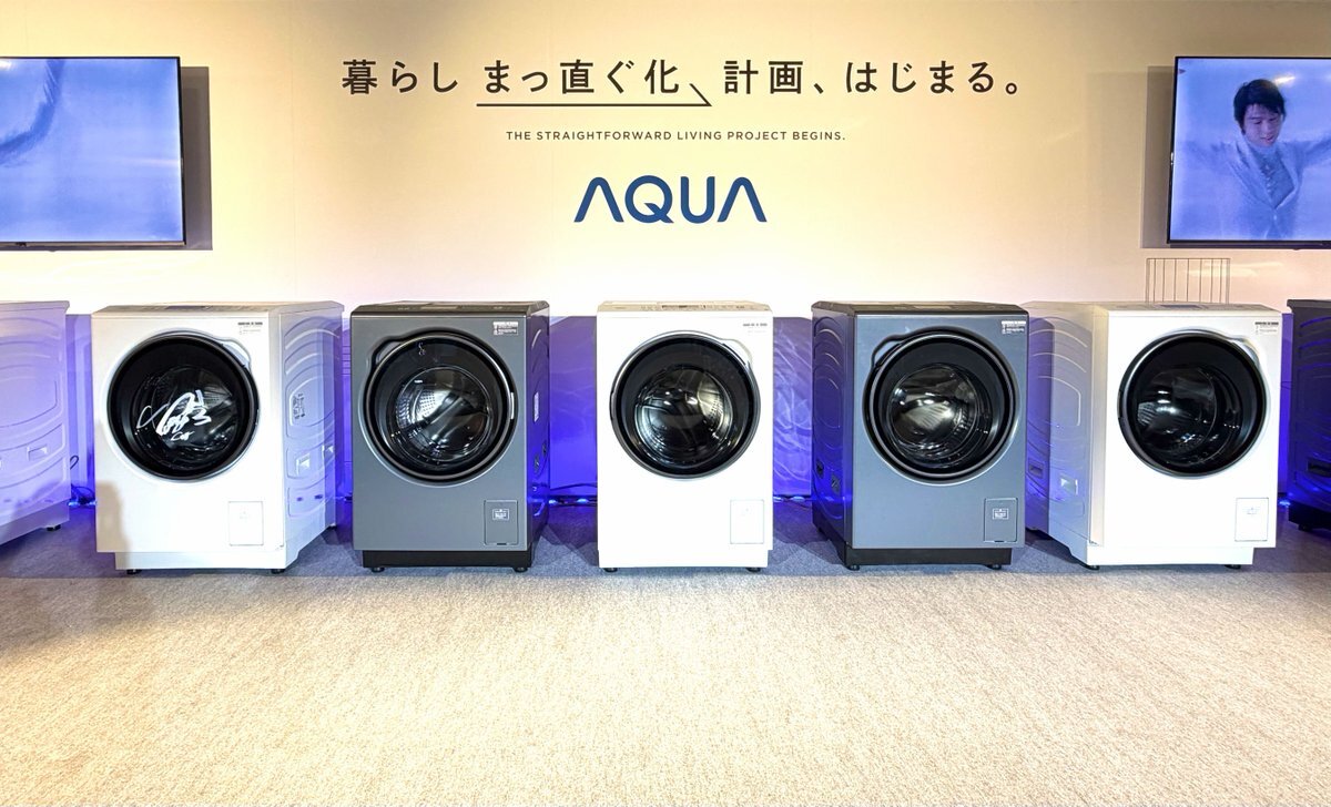 東京ミッドタウン、クリスマスイルミネーションが輝き始める