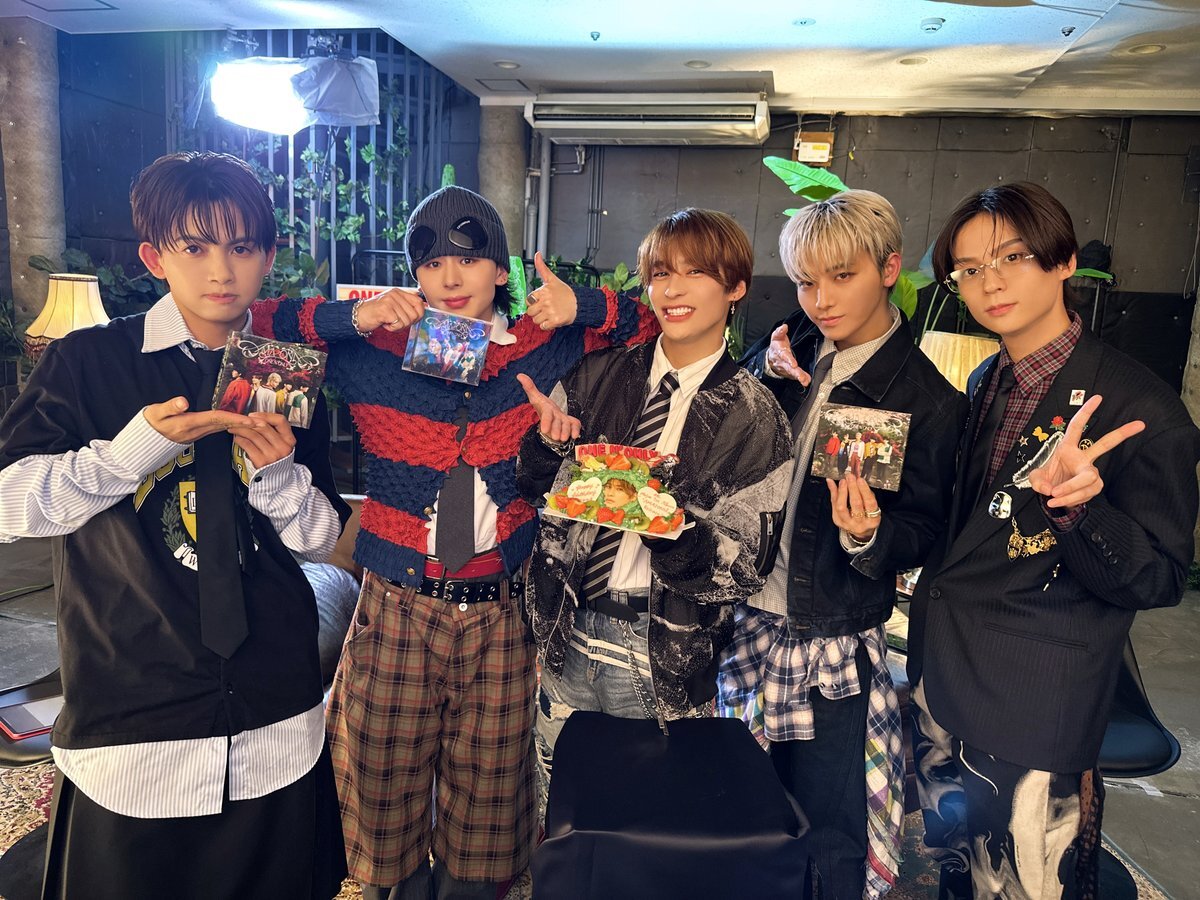 ワンエン『AMAZONIA』リリース！ファン興奮、トレカ交換も盛んに