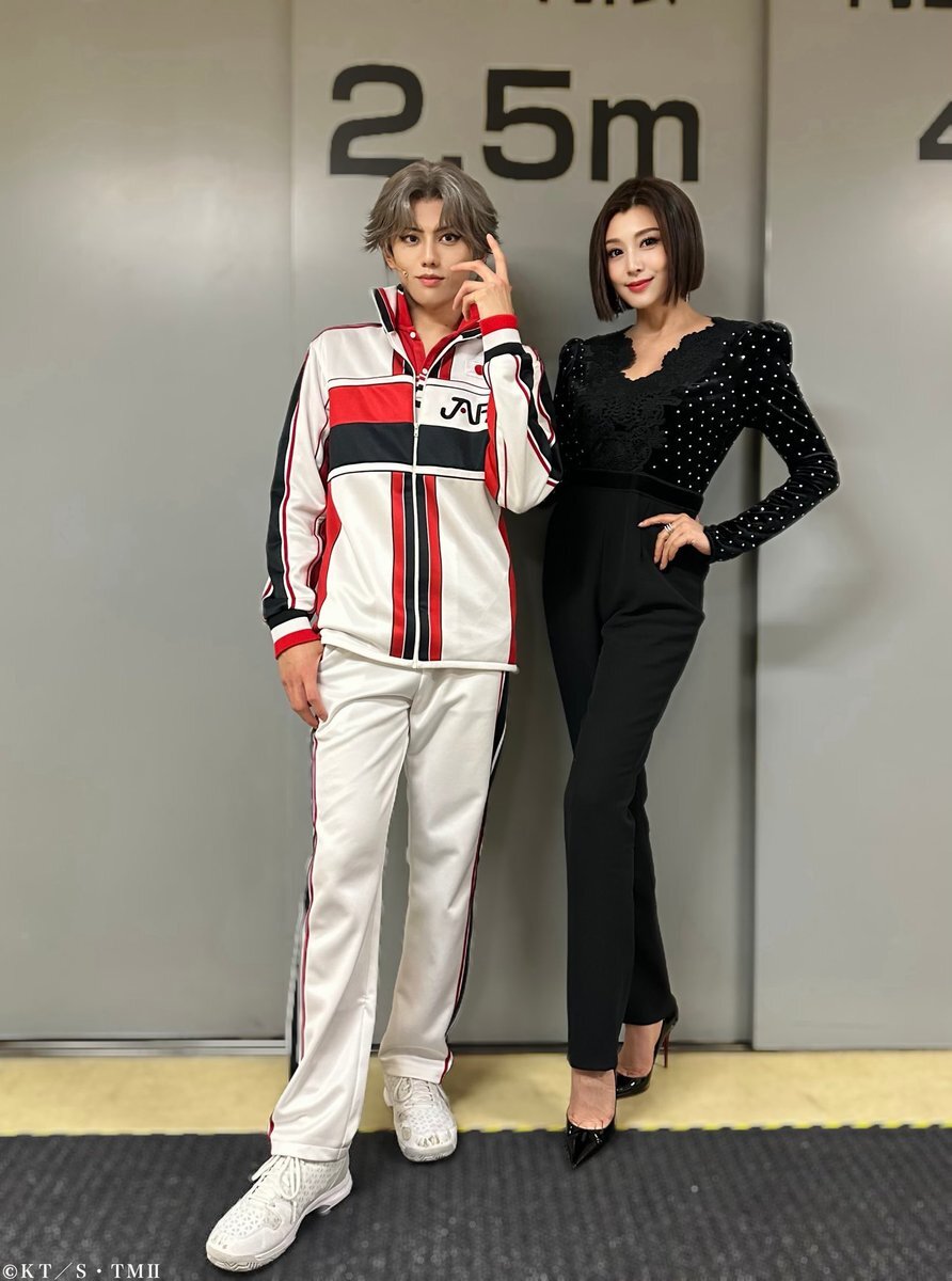 ミュージカル『新テニミュ』に許斐先生と藤原紀香さんが登場！