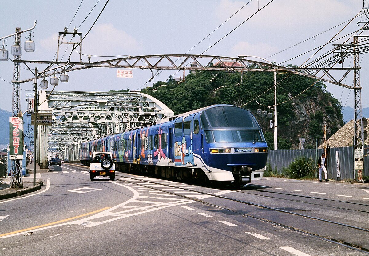 ラッピング出来ました！ E235系0番台103系風ラッピング、205系風ラッピングを撮影した