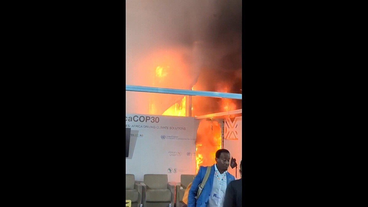 COP30会場で火災発生、会議中断で交渉への影響懸念
