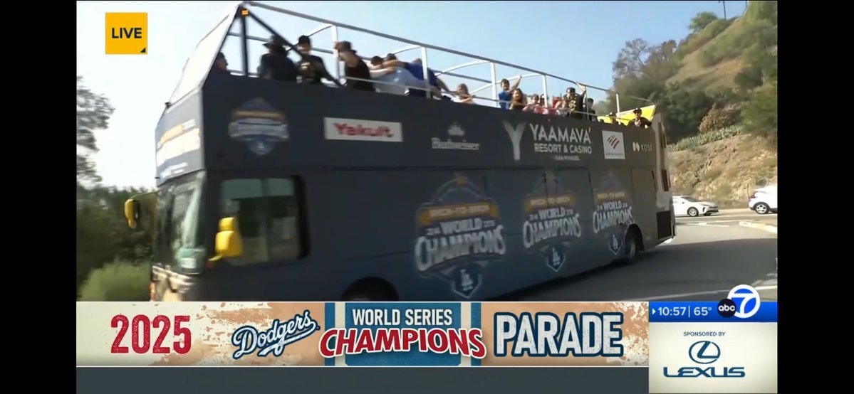 ドジャースのパレード、世界中が注目！