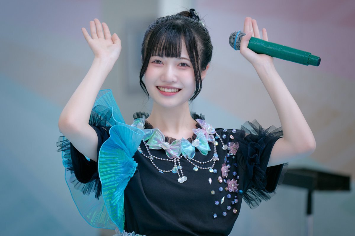 小*丸様 いぎなり東北産 吉瀬真珠 チェキ 吉瀬真珠 生写真 サイン いぎなり東北産 - メルカリ
