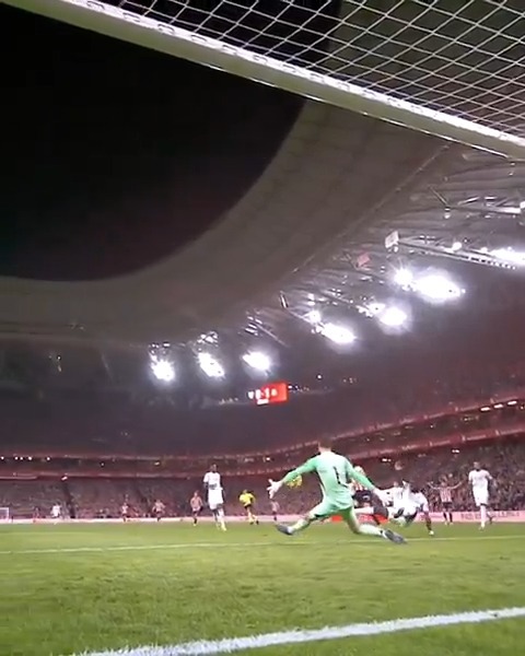 Real Madrid クルトワの活躍にファン興奮！「神セーブ」連発で勝利に貢献