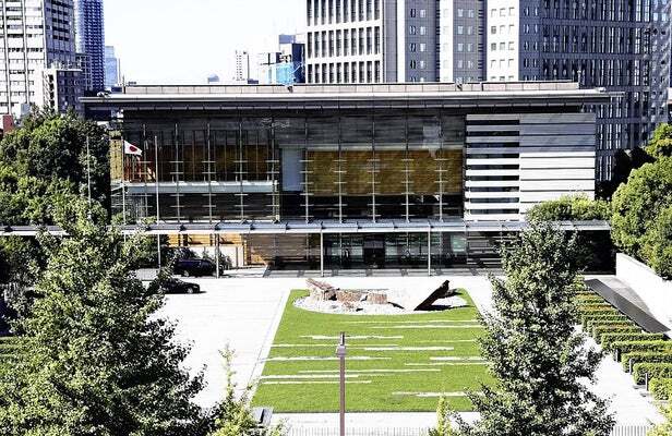 外国人医療費不払い問題、入国前に民間保険加入義務化も検討