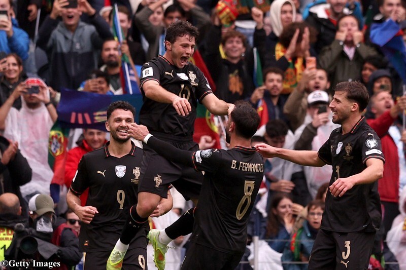 ネヴェス、ハットトリックでポルトガル代表をW杯へ導いた！