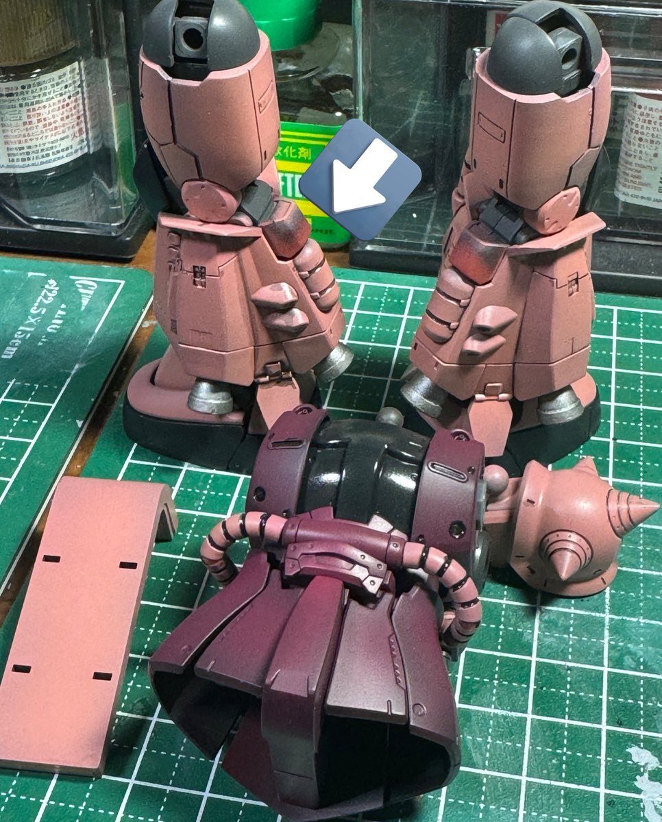 ゆうさんご購入用、当時モノ1/144高機動型ザクと1/144エラーシャアズゴ ゆうさんご購入用、当時モノ1/144高機動型ザクと1/144